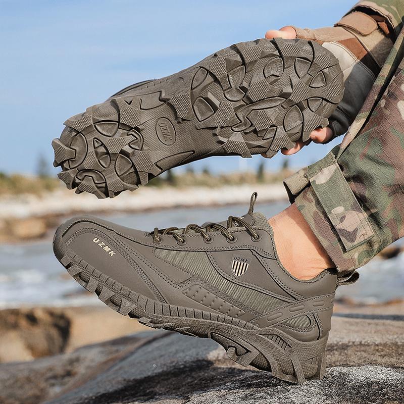 Outdoor Hiking Shoes Men Lightweight Trekking Shoes All Day Comfort