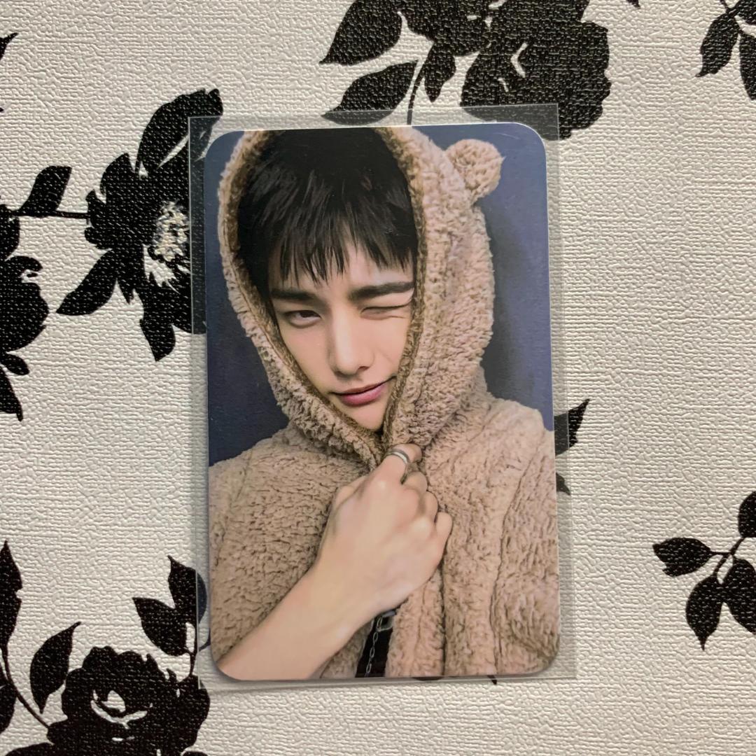 

[USED] Straykids Pre-list SKIZ KARMA FANS Hyunjin Trading Card