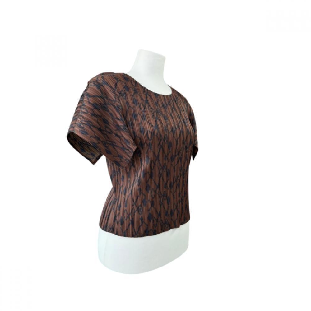 LA VITA JUNKO Print Flutter Sleeve Tee Lssts39p