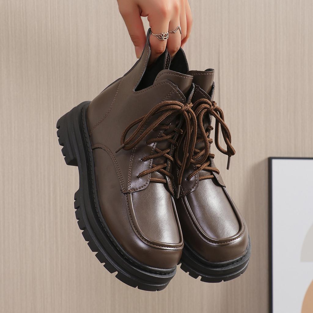 Koreansk version skor med tjock sula för damstövlar nya mellanhöga korta stövlar för vår och höst nya damstövlar