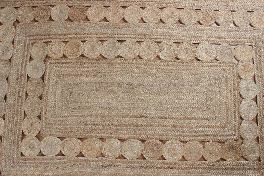 Rug Round Natural Jute Carpet Area Floor Mats Living Room Rug Indoor & Outdoor Rug
