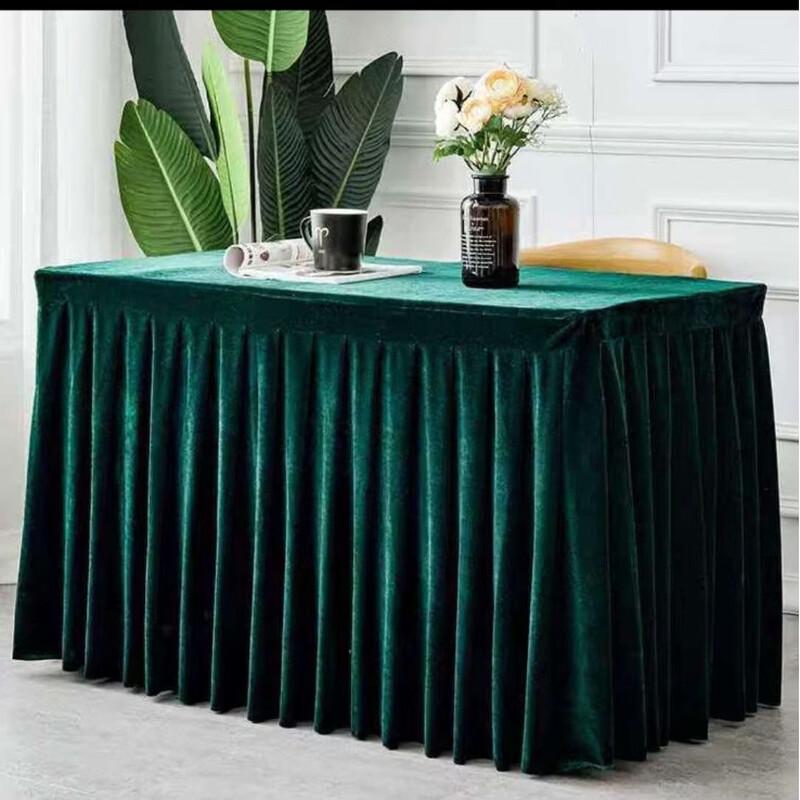 Hantun Meeting Tablecloth & Skirt