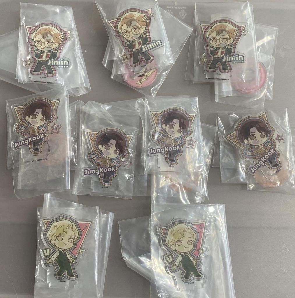 [USED] TinyTAN Acrylic Stand Gachapon BTS