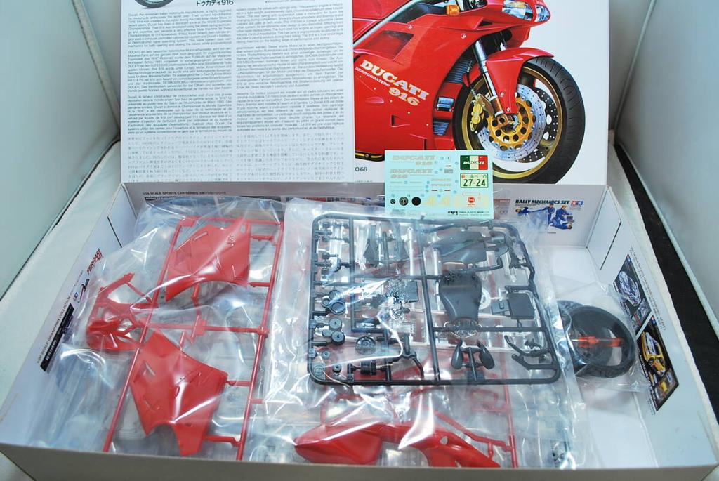 Tamiya DUCATI 916 Motorcycle Series K26060343Unopened 1/12 (No.68/14068)
