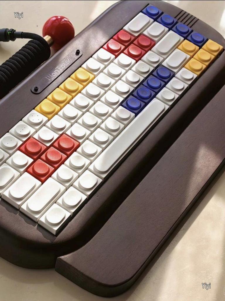 Retro Frosted Transparent PC Keycaps for Wireless Backlit Keyboards