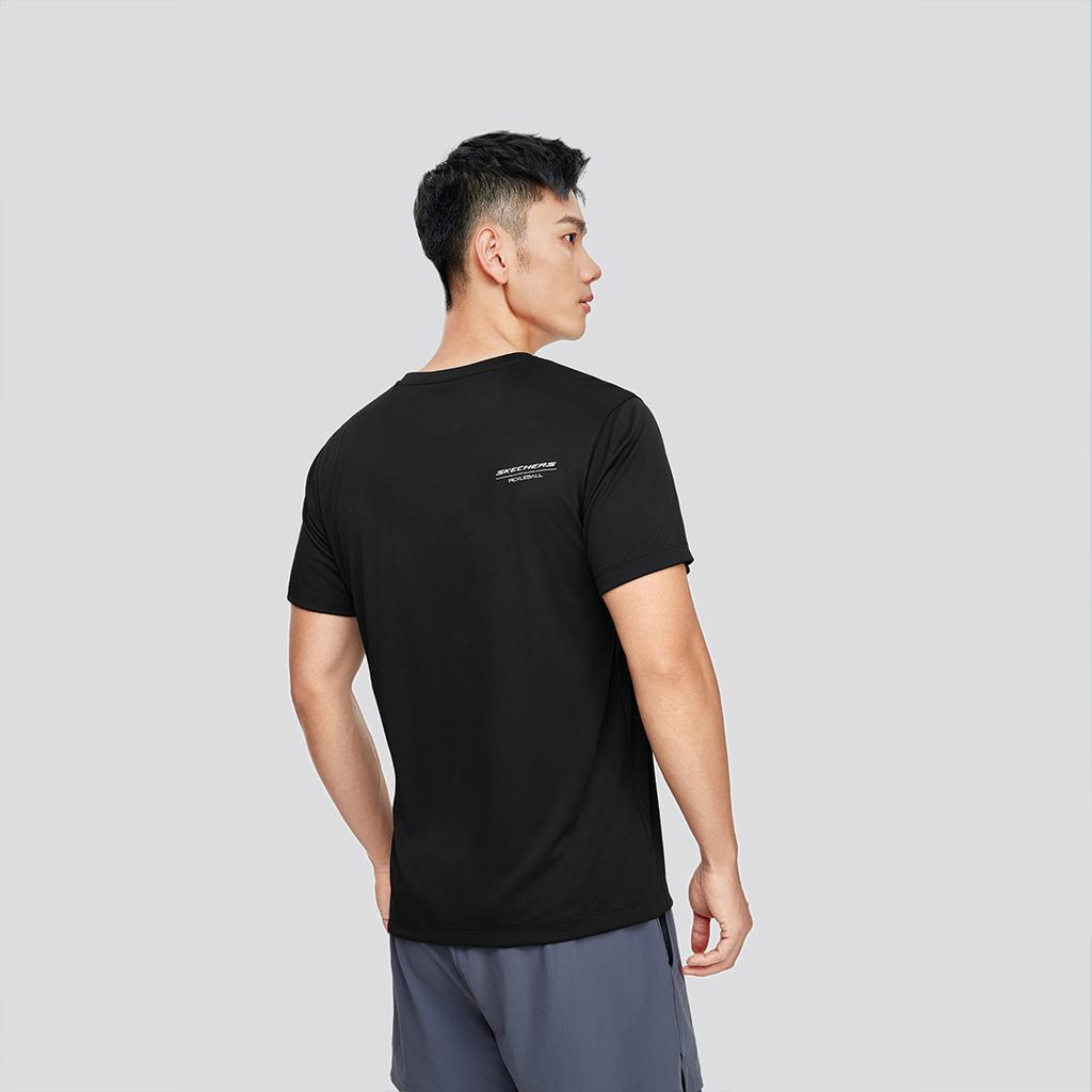 Skechers Moisture-Wicking Quick-Dry Knitted Printed Round Neck Loose Comfortable Sports Short Sleeve T-Shirt Men Tops Carbon-Black P224M029-0018