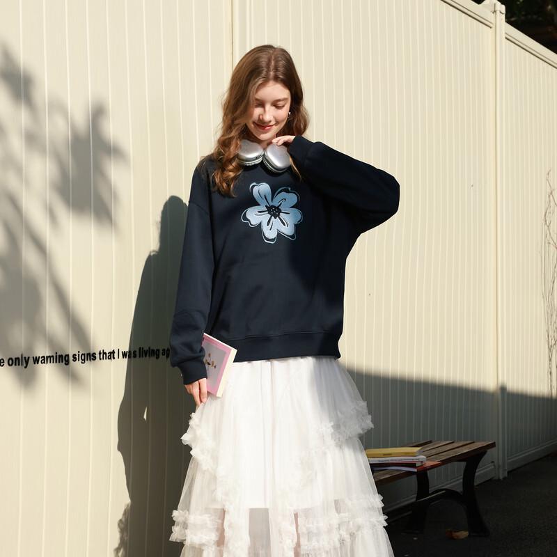 Sancai 2026 Spring Vintage Flower Towel Embroidery Sweatshirt