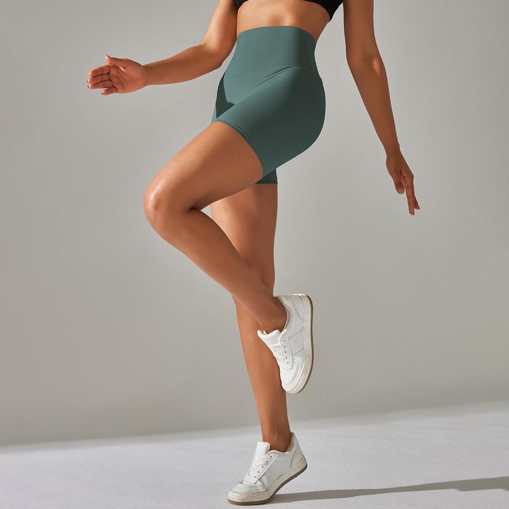 High-Waisted Seamless Yoga Shorts for Women - No Visible Lines, European & American Style, Perfect for Running and Fitness