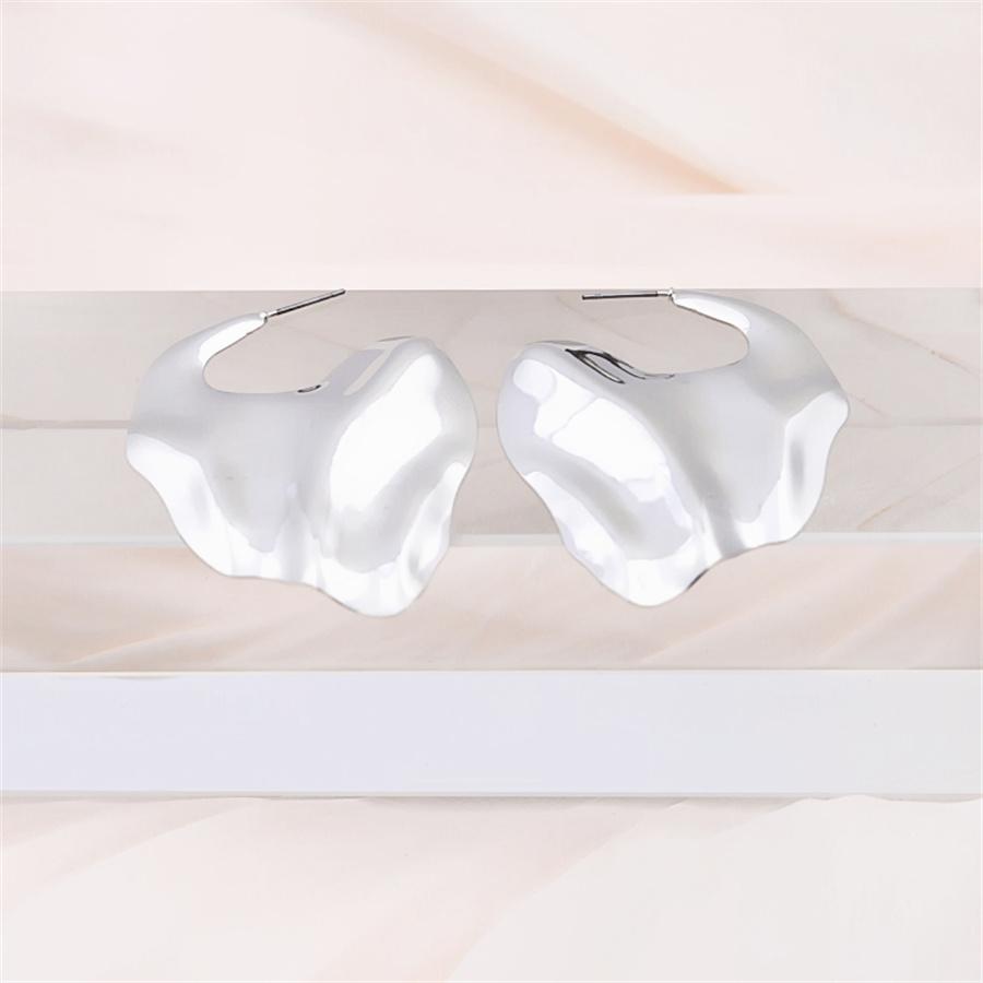 New Fashion 2 Color Love Hoop Earrings Romantic Light Luxury Creative Geometric Earring for Women Jewelry Gifts stud earrings