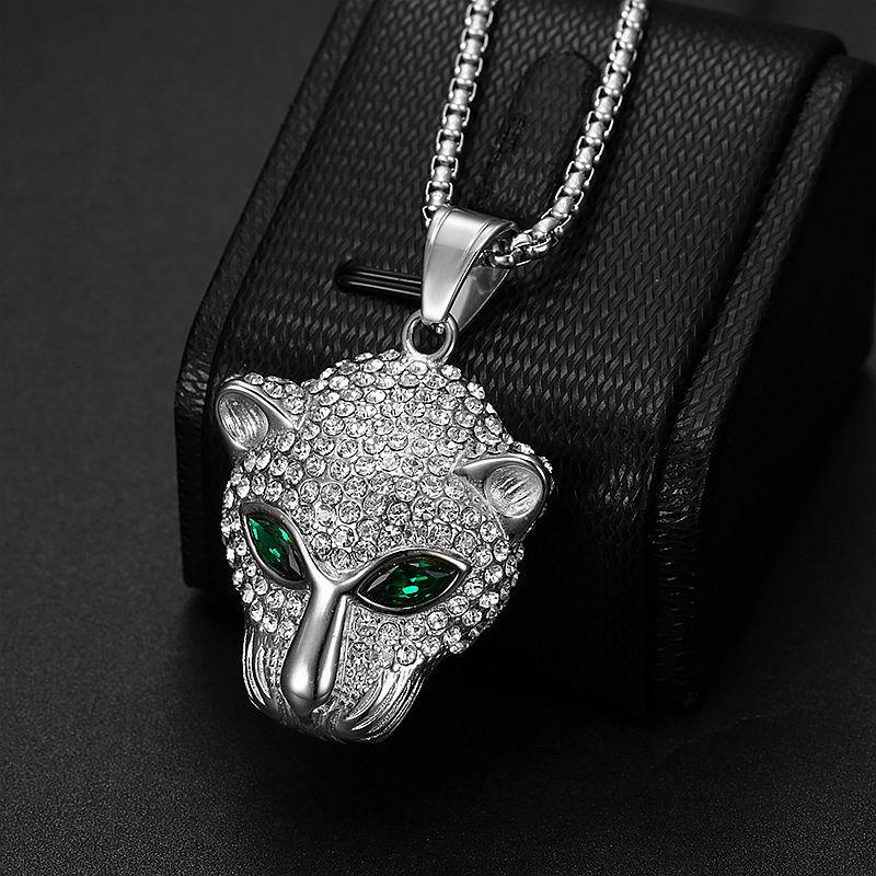 Trendy Unisex Hip Hop Leopard Pendant Necklace with Green and Red Diamond Eyes