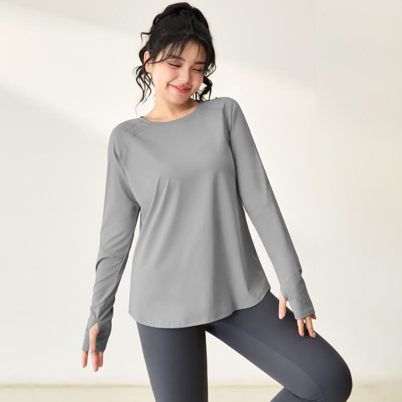 Plus Size Women's Quick-Dry Long-Sleeve Yoga Top for Running and Training