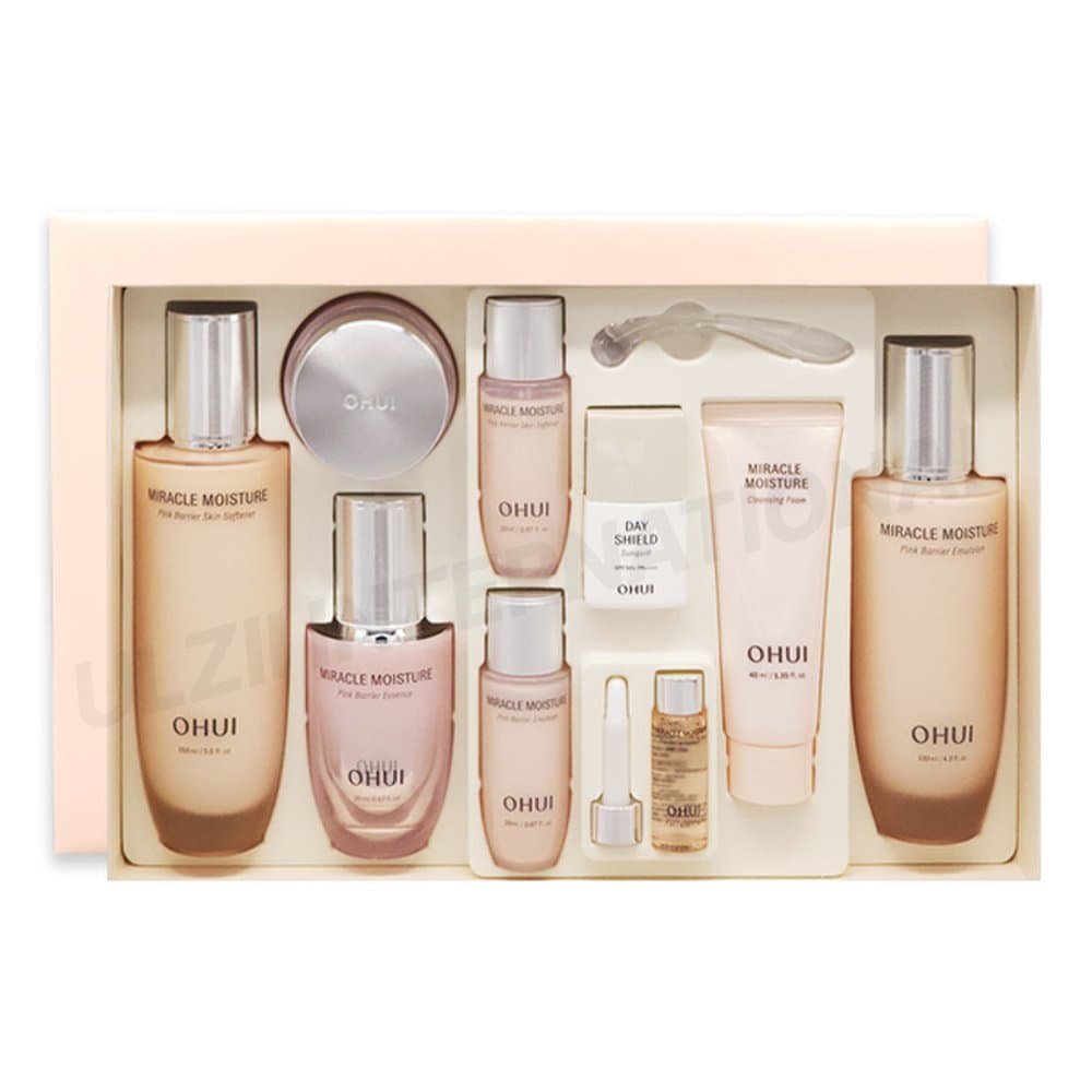 

Спеціальний набір Ohui Miracle Moisture з 4 предметів