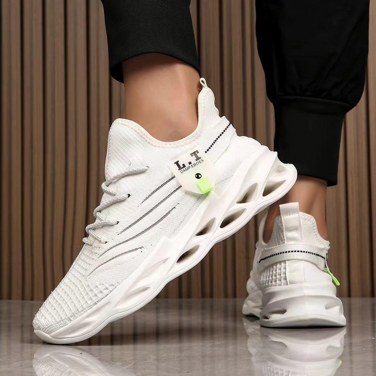 

НОВЫЕ мужские туфли из супердышащей сетки, мужские кроссовки для марафона, мужские легкие повседневные туфли с летающим плетением 39 белый