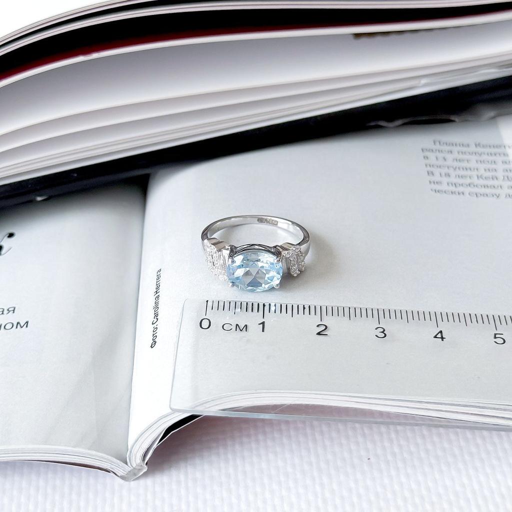 Серебряное кольцо с натуральным топазом 3.6ct, вес изделия 3,24 гр (2166191)