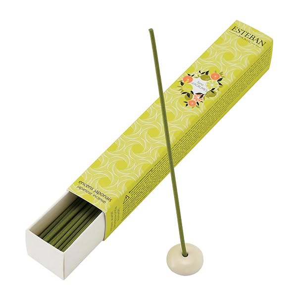 

Terre d Agrume (40 sticks) A fusion of French sophistication and Japanese tradition. Woody citrus notes.