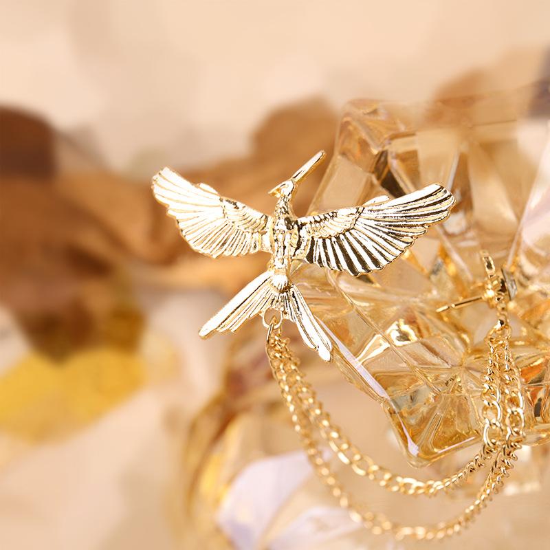 Creative Eagle Shaped Metal Chain Brooches Pin Man Suit Shirt Lapel Pin Women Jewelry Accessries