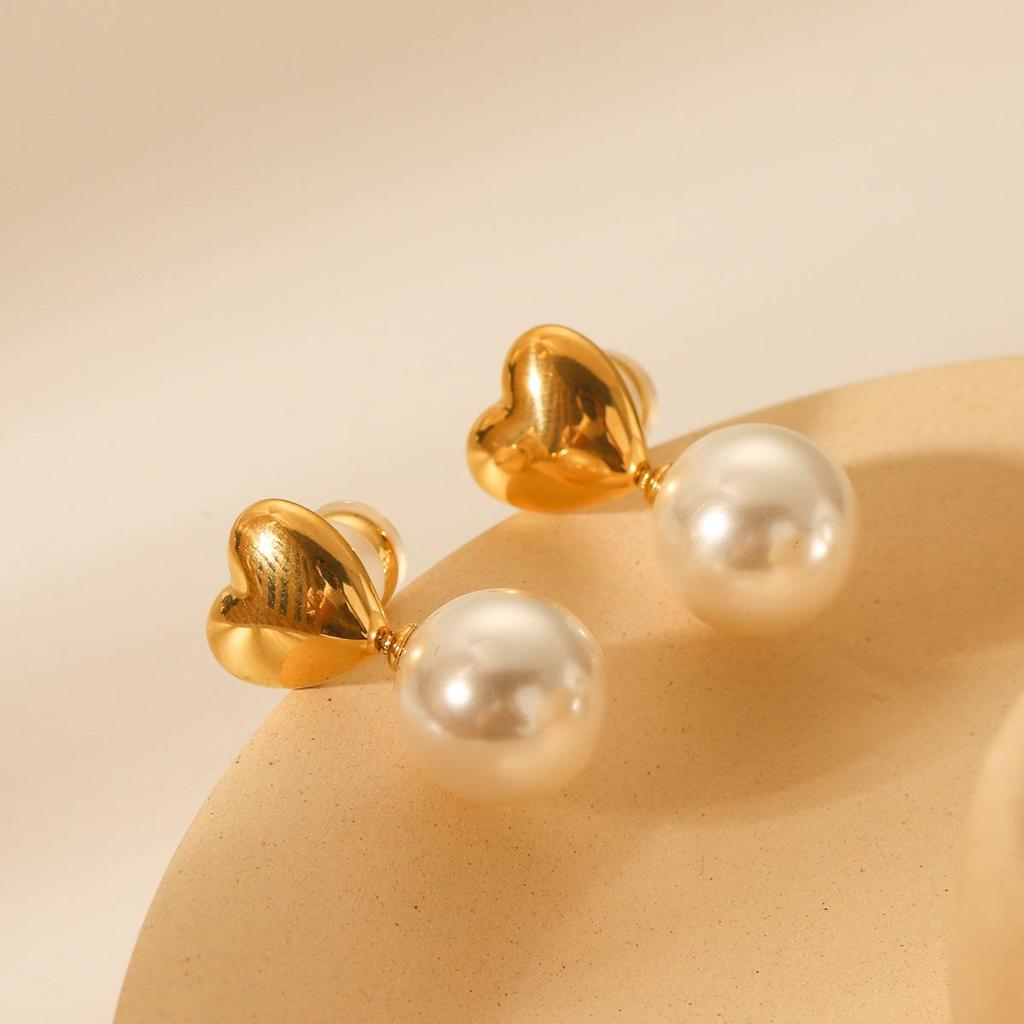 Elegant Stainless Steel Heart Pearl Stud Earrings for Women, Light Luxury Titanium Steel with a High-End Feel