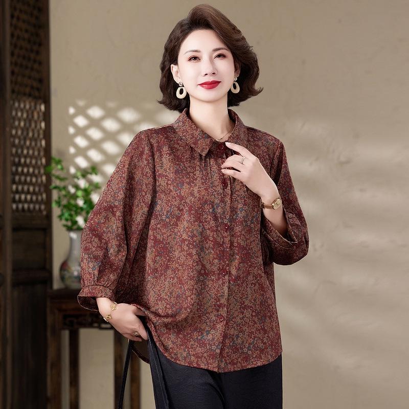 Spring/Summer Plus Size Floral Print Shirt for Middle-Aged and Elderly Women - Stylish, Versatile, Loose-Fit Mother's Wear.