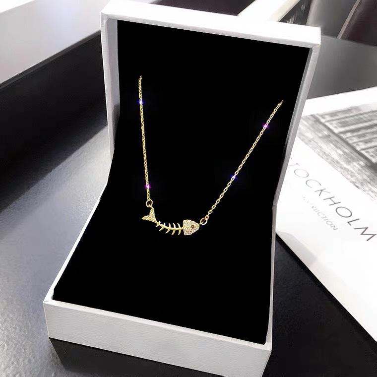 Fashionable Stainless Stee Sweet Fish Bone Metal Necklace Wild Simple Irregular Zircon Clavicle Chain
