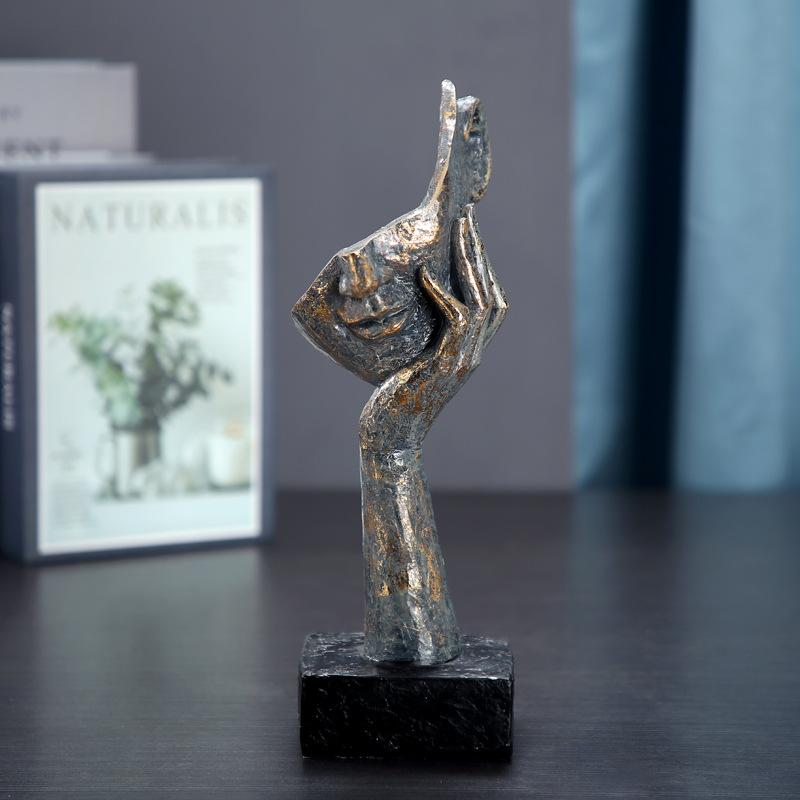 Stille ist ein goldenes Ornament Charakter Menschliches Gesicht Maske Harz Handwerk Europäische Abstrakte Kunst Dekoration