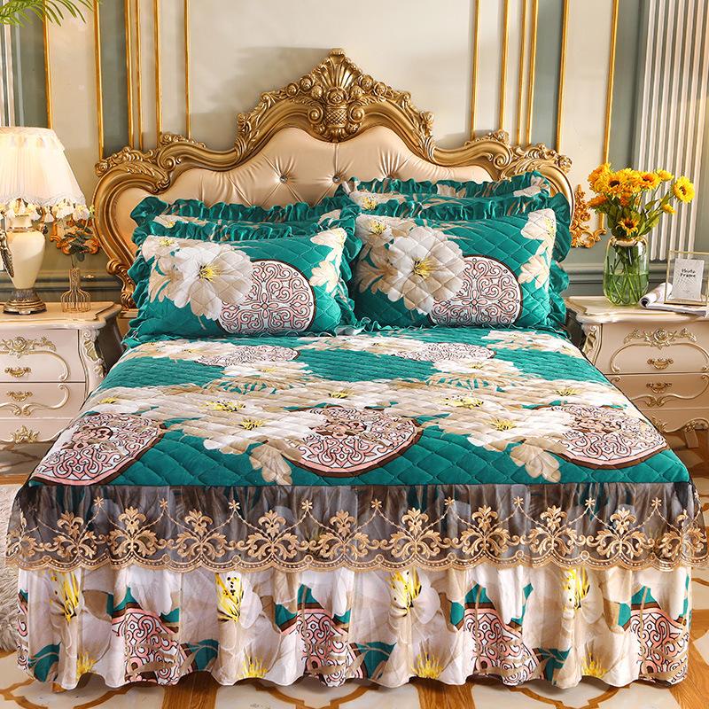 Luxe Bedsprei van Gedrukte Flanel, Doorgestikt, King Queen Size, Zacht Fijn Velours, Bedrok, Romantische Bedovertrek, Kussensloop niet inbegrepen Only 2pcs Pillowcase