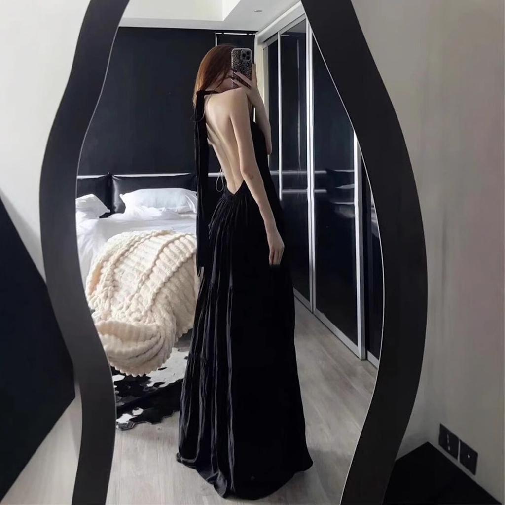 Niche Korean pure desire sweet and spicy style sexy backless dress women's summer new Hepburn style neck pendulum skirt
