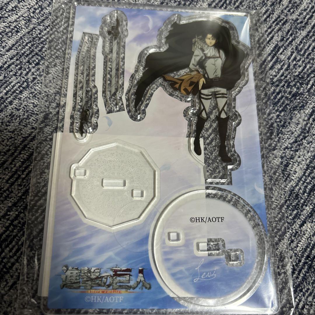 

[USED] Attack on Titan Acrylic Stand