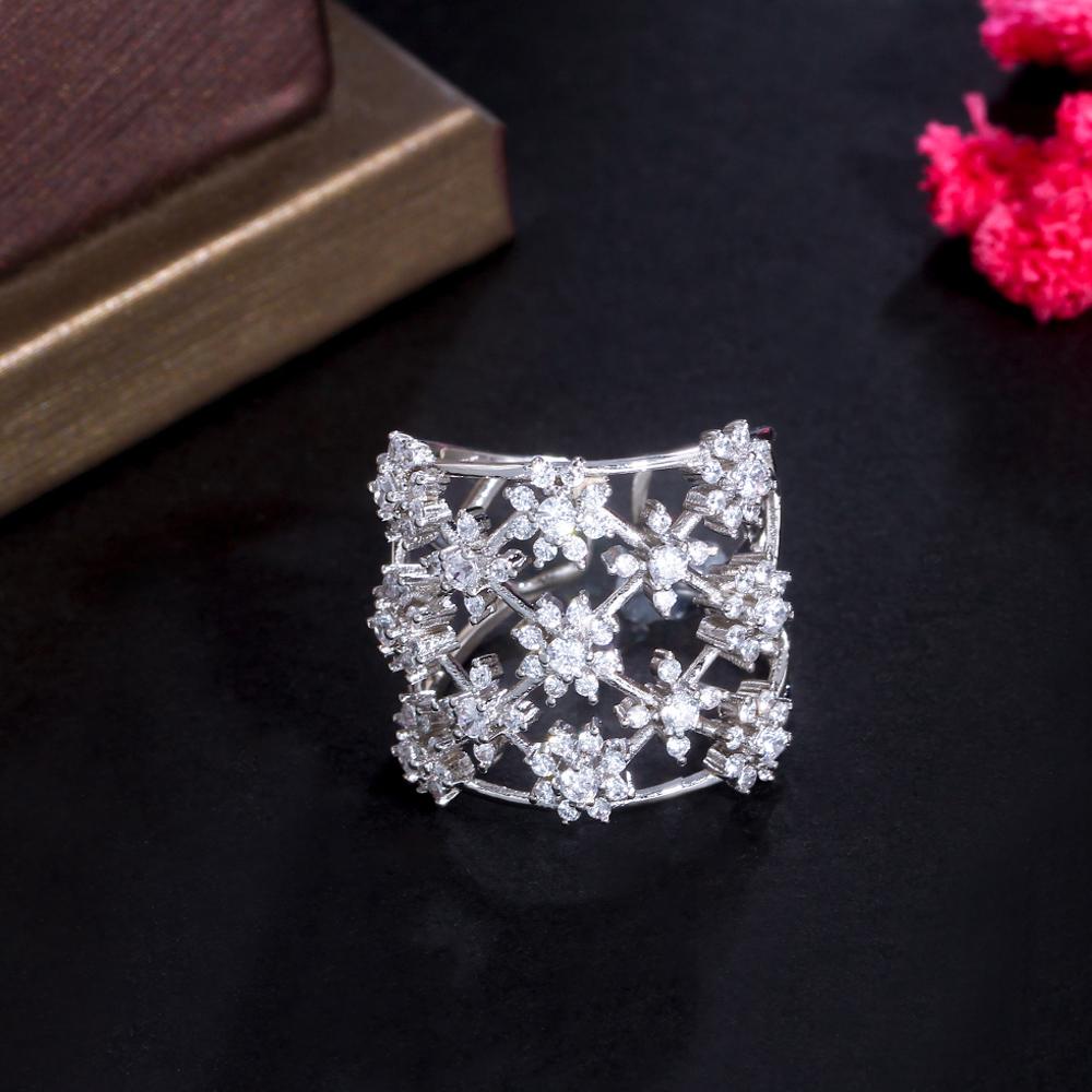 

Эксклюзивный дизайн CMM, полый звездчатый цветок, золотой цвет, серебристый цвет, тонкое мигающее циркониевое регулируемое отверстие с отверстием серебряный