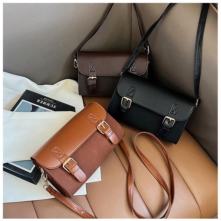 Elegante Borsa a Tracolla Marrone da Donna con Fascino Vintage e Praticità Quotidiana
