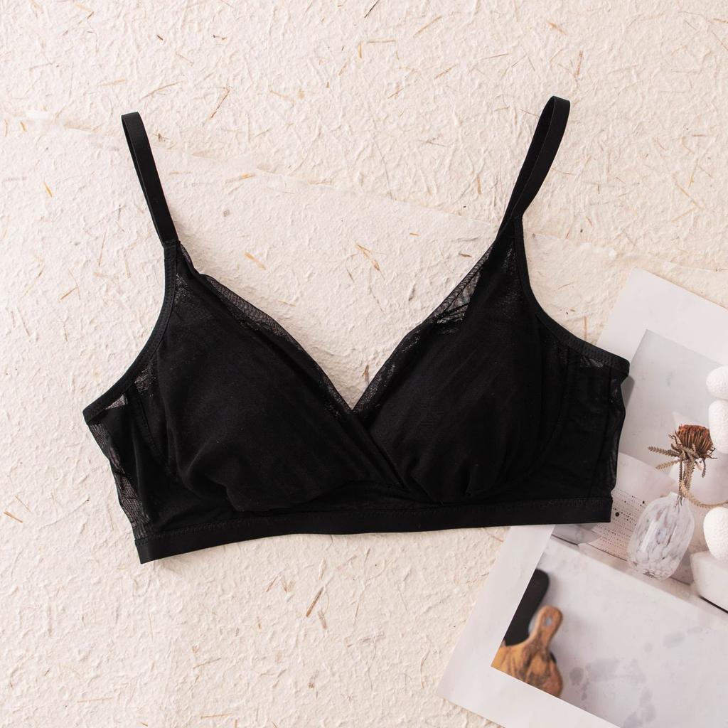Spring and summer silk French triangle cup mulberry silk sexy rabbit cup big chest showing small mesh lace triangle cup