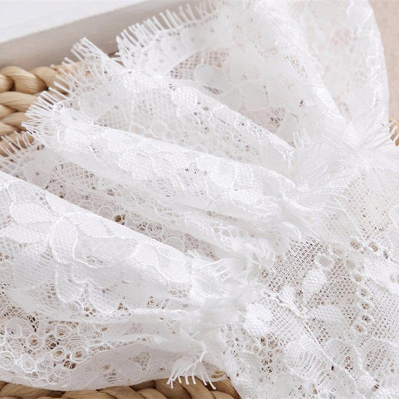 Eleganter Wimpernspitzen-Falschkragen, abnehmbarer Blusen-Halbhemdkragen, Halskette und Rüschen-Handgelenkmanschetten-Set für Damen