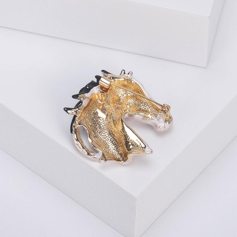 Creative Unique Horse Head Brooch Fashionable And Rxquisite Suit And Overcoat Accessory Simple And Elegant