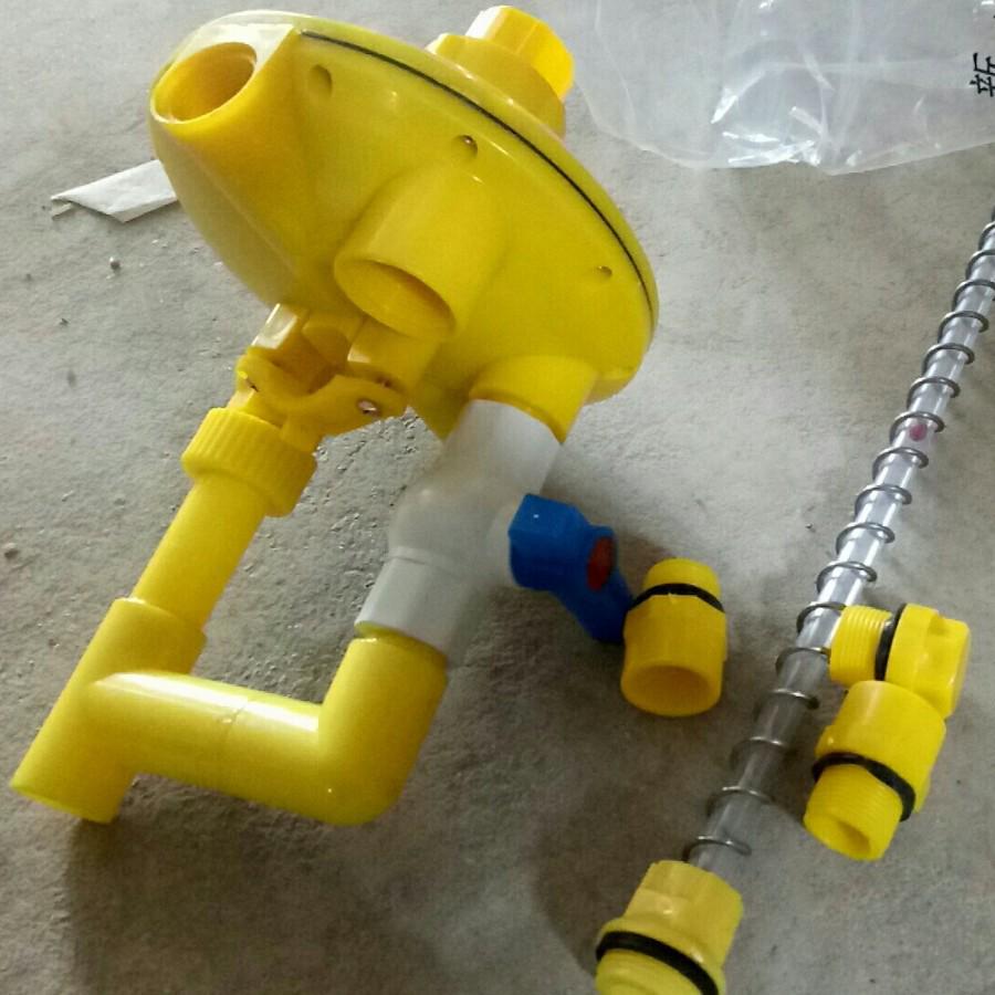 Regolatore di Pressione Automatico Bidirezionale per Acquacoltura e Sistema di Abbeveraggio per Polli