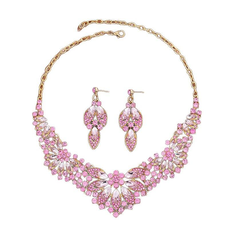 Europe, America, Leaf Flower Necklace Earrings Two-piece Set Retro Luxury Exaggerated Bridal Jewelry Set Women