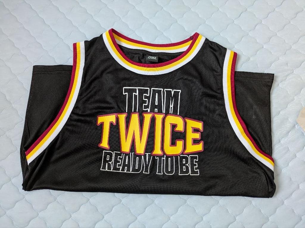 [USED] TWICE Mesh Uniform Tzuyu