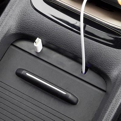 Automobilový organizér Držák kabelů USB Hub Dokovací stanice