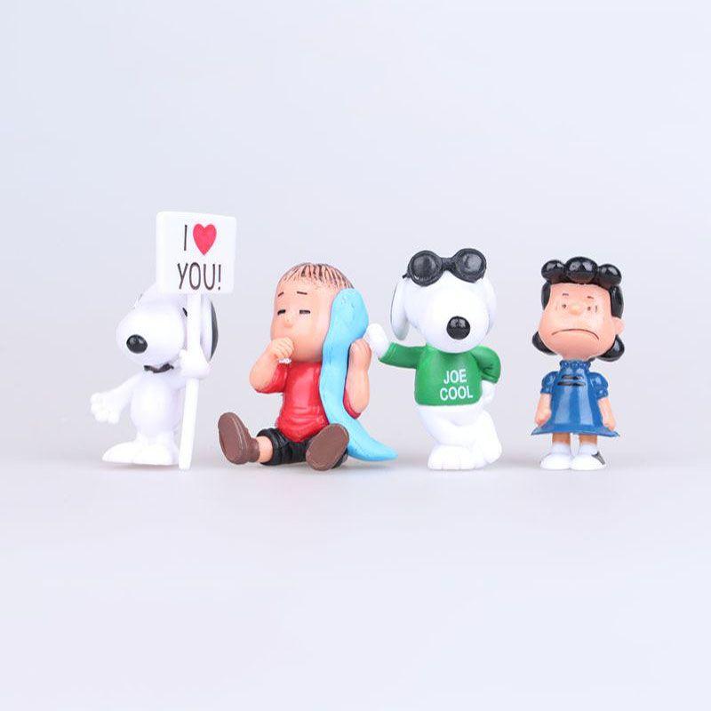 Adorable 12pcs Peanuts Charlie Brown Snoopy Lucy Franklin Figure Cake Topper Set