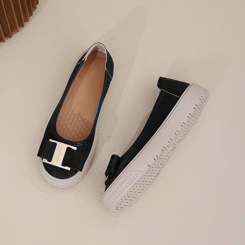 Fashion The New Spring and Autumn 2025 British-style Flat Soft-soled Casual and Super Comfortable One-step Shoe