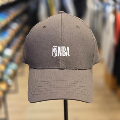 NBA Unisex Cappello Rigido Basic con Logo Overcap Cappello da Baseball N255AP015P (56)