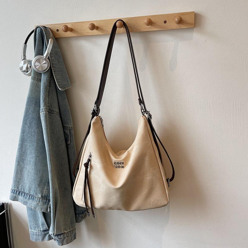 

Простая повседневная сумка-тоут через плечо большой вместимости однотонная женская летняя новинка 2025 текстурная дорожная сумка-мессенджер