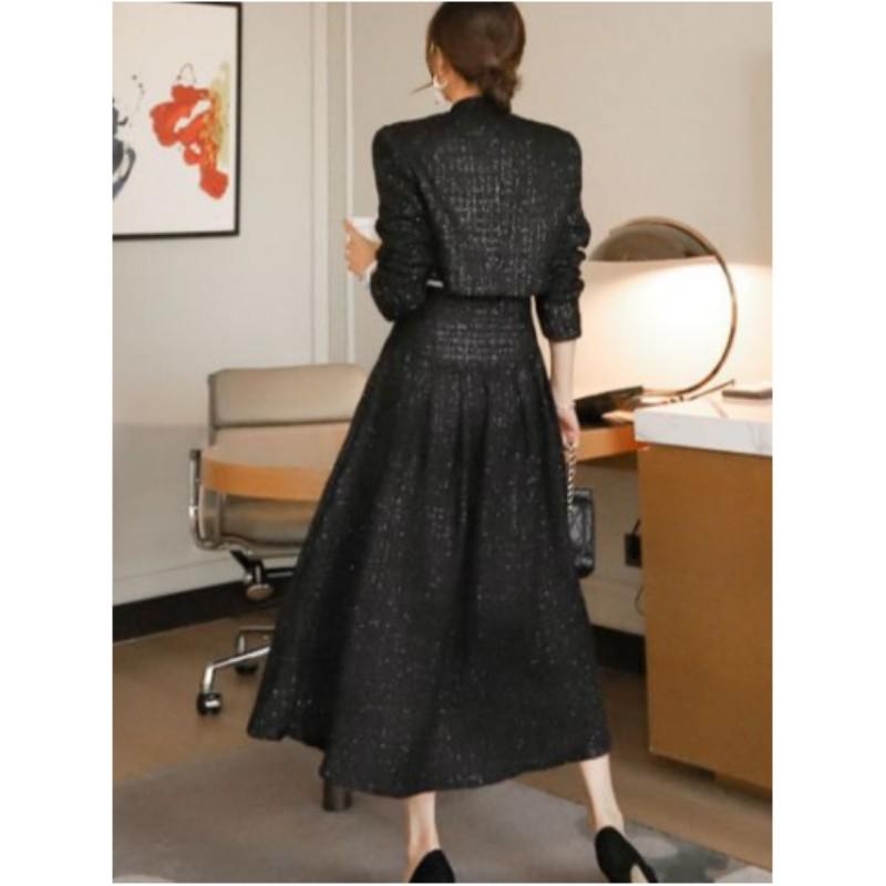 Temperamentvolles und elegantes Set für Damen im Frühling und Herbst, kurze Tweedjacke + taillenverengender großer Swingrock, zweiteiliges Set