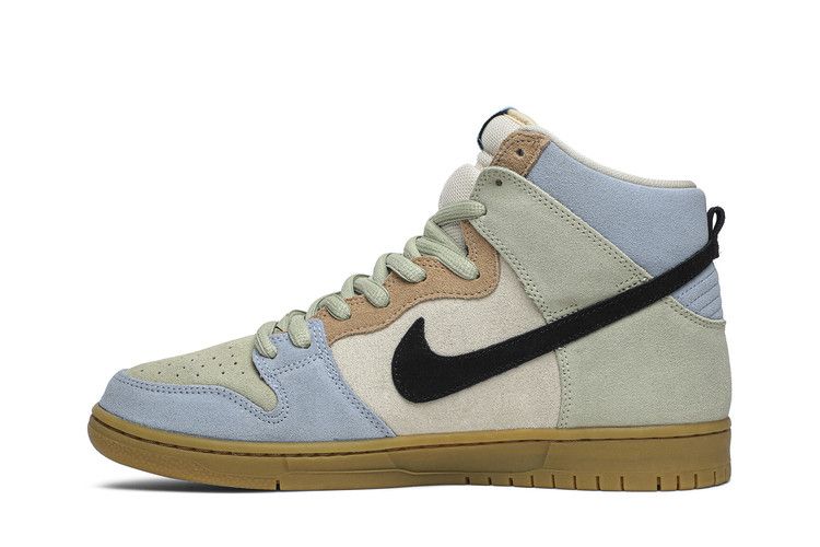 Nike SB Dunk High Spectrum