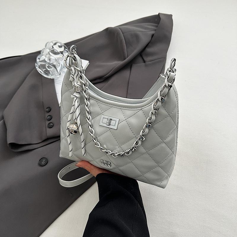 Rhombus chain bag women's summer 2025 new niche design messenger bag high-end sense foreign style shoulder bucket bag