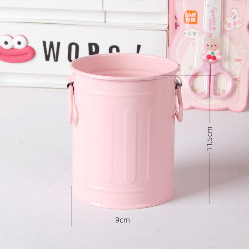 Suport creativ din fier cu capacitate mare pentru birourile studenților