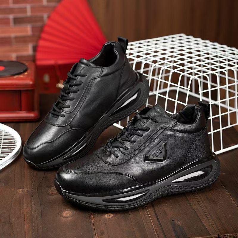 2025 Spring/Autumn Men's Black Casual Soft Leather Sneakers
