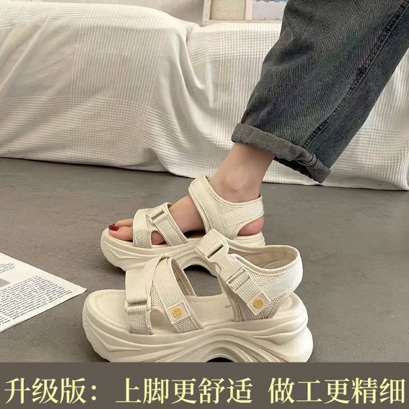 

Французские спортивные сандалии на платформе, женская летняя одежда, дизайн, смысл 2025, новые пляжные туфли на наклонном каблуке в римском стиле ● 77 spot seconds