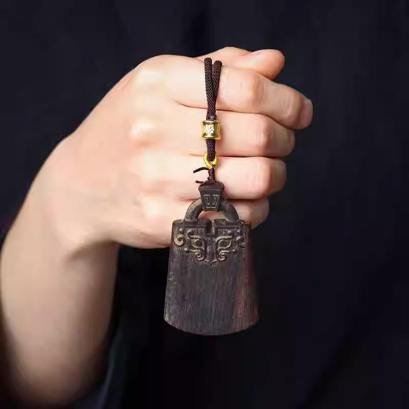 Chengui Zhao Gongming Martial God of Wealth Pendant Necklace – Five Ways God of Wealth Design for Men and Women
