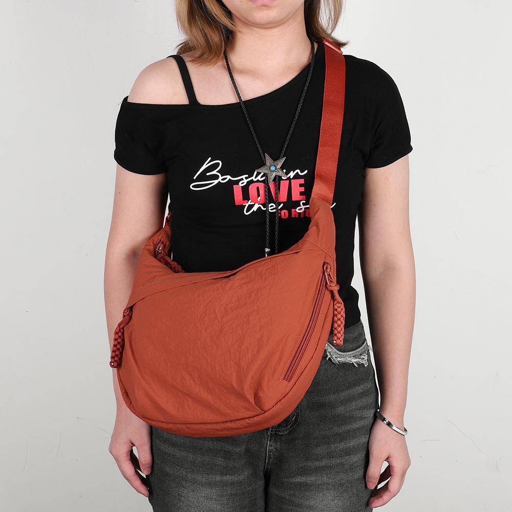 Nylon Crossbody Bag with Zipper Trendy Crescent Bag with Adjustable Strap Hobo Shoulder Bag Lightweight Shoulder Purse for Women