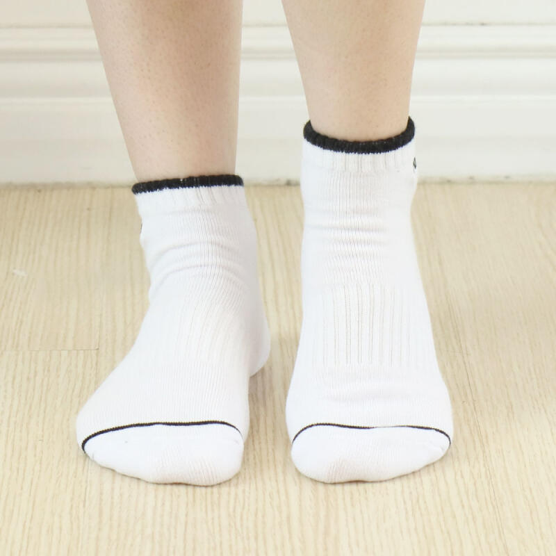 RENOMA Women s Sports Front Coringle Sneakers Socks (3 Pairs) FREE