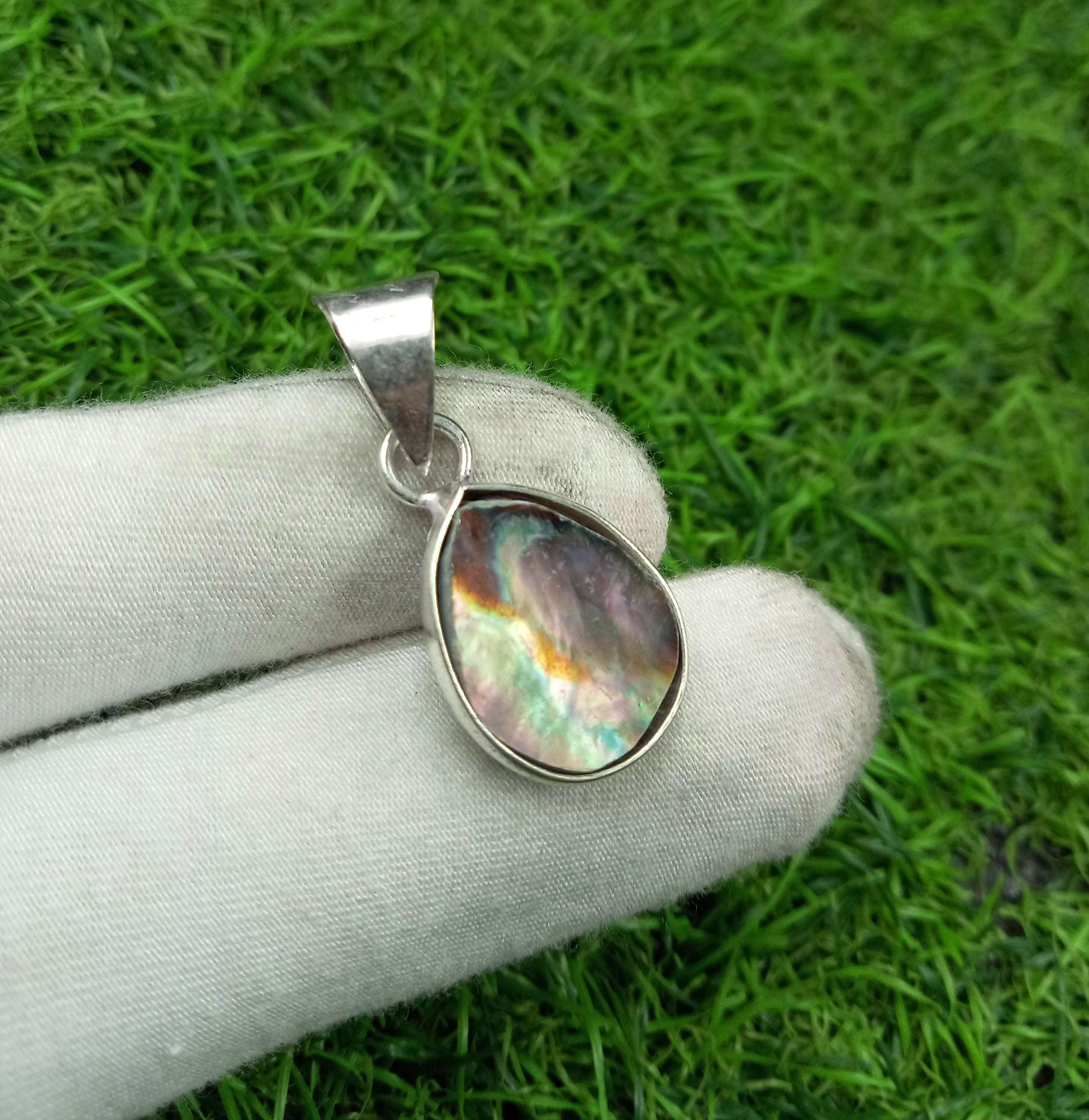 

Abalone Shell Gemstone 925 Sterling Silver Plated Bezel Pendant DEP-624